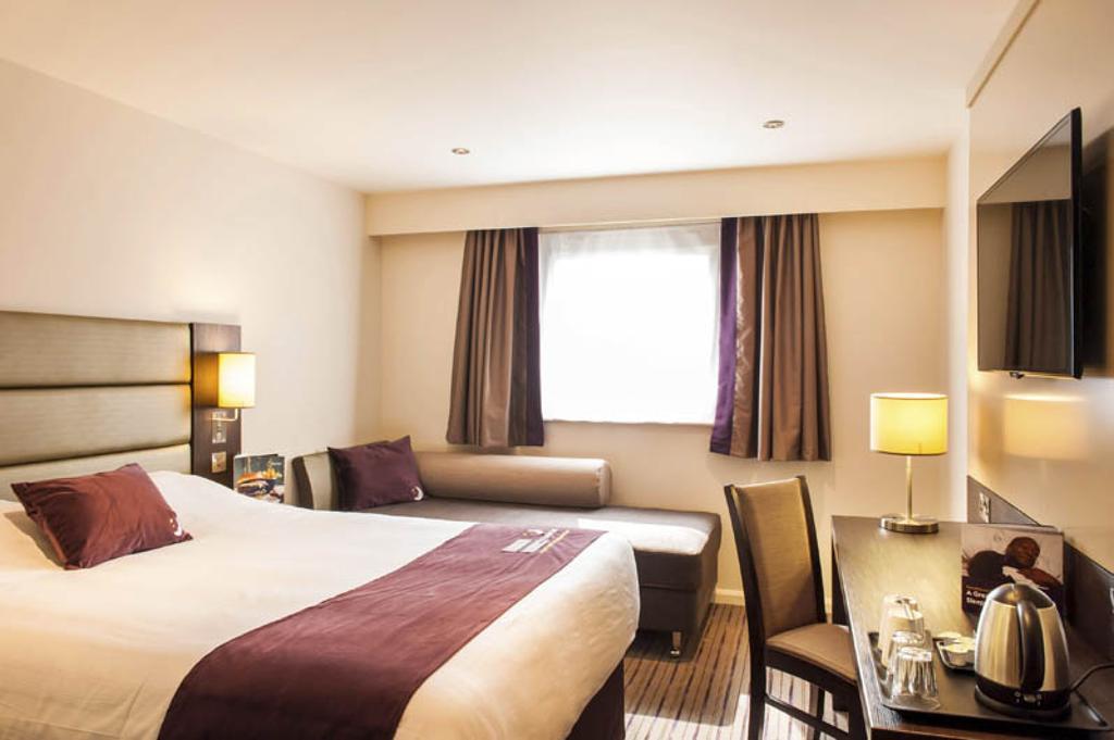 Premier Inn Inverness East Værelse billede