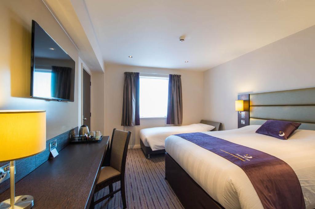 Premier Inn Inverness East Værelse billede