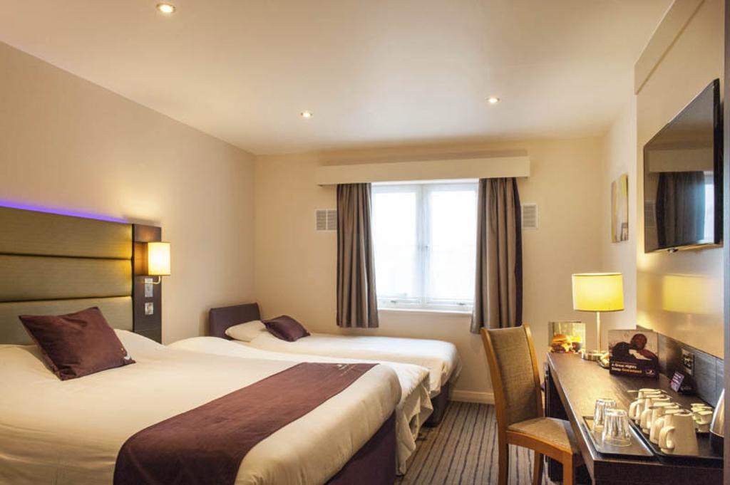 Premier Inn Inverness East Værelse billede
